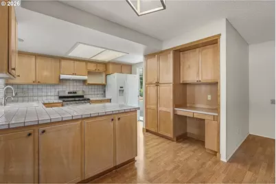 15390 SW Alderbrook Ct, Tigard, OR 97224 - Photo 9