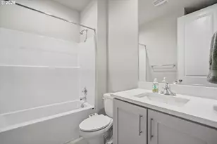 41470 Metolius Ave, Sandy, OR 97055 - Photo 3