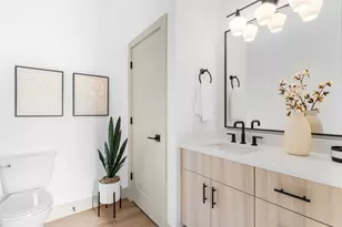 1251 SW Hume Ct, Portland, OR 97219 - Photo 7