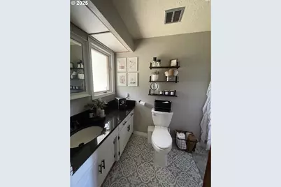 735 SW Mill St, Sheridan, OR 97378 - Photo 43