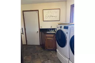 735 SW Mill St, Sheridan, OR 97378 - Photo 7