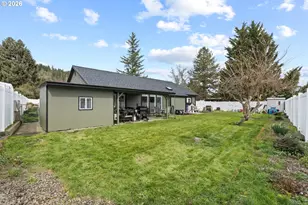 1774 E Fourth Ave, Sutherlin, OR 97479 - Photo 41