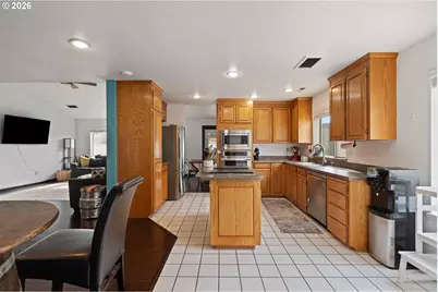 1774 E Fourth Ave, Sutherlin, OR 97479 - Photo 19
