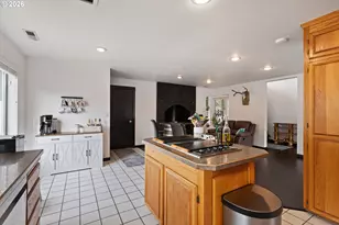 1774 E Fourth Ave, Sutherlin, OR 97479 - Photo 23