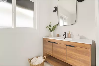 2530 NE Dekum St, Portland, OR 97211 - Photo 39