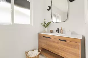 2530 NE Dekum St, Portland, OR 97211 - Photo 39