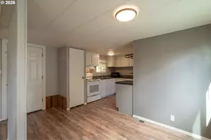 2010 SW 3rd St, Corvallis, OR 97333 - Photo 7