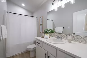 4541 SE 97th Ave, Portland, OR 97266 - Photo 13