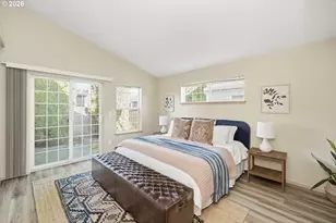 945 SW 24th St, Troutdale, OR 97060 - Photo 13