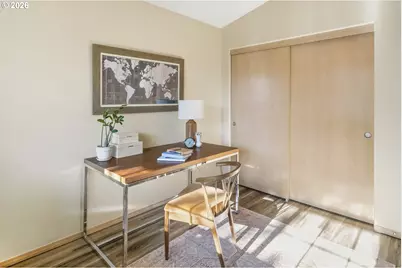 945 SW 24th St, Troutdale, OR 97060 - Photo 25