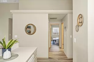 945 SW 24th St, Troutdale, OR 97060 - Photo 19