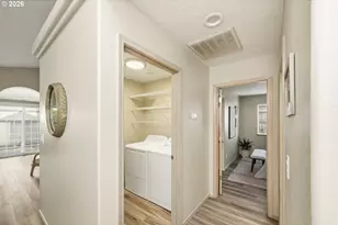 945 SW 24th St, Troutdale, OR 97060 - Photo 21