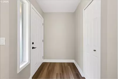 11257 SW Springwood Dr, Portland, OR 97223 - Photo 5