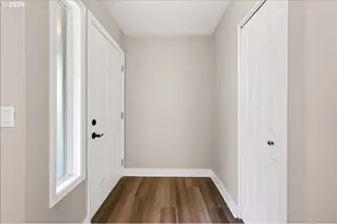 11257 SW Springwood Dr, Portland, OR 97223 - Photo 5
