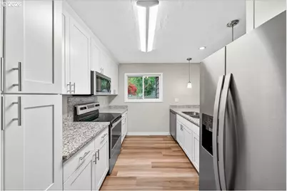 11257 SW Springwood Dr, Portland, OR 97223 - Photo 11