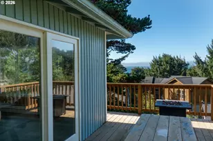 132 Maher St, Cannon Beach, OR 97110 - Photo 21