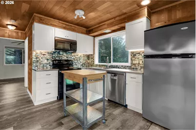 132 Maher St, Cannon Beach, OR 97110 - Photo 15