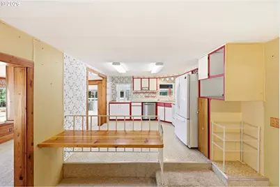 333 Oak Park Dr, Tygh Valley, OR 97063 - Photo 13