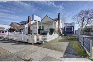 6108 SE Milwaukie Ave, Portland, OR 97202 - Photo 1