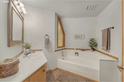 22690 S Springwater Rd, Estacada, OR 97023 - Photo 15