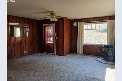 4623 S Myrtle Rd, Myrtle Creek, OR 97457 - Photo 7