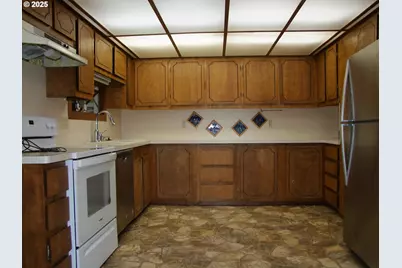 4623 S Myrtle Rd, Myrtle Creek, OR 97457 - Photo 13