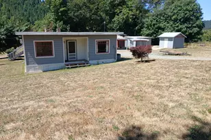 4623 S Myrtle Rd, Myrtle Creek, OR 97457 - Photo 3