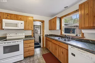 87606 Rice Rd, Mapleton, OR 97453 - Photo 5