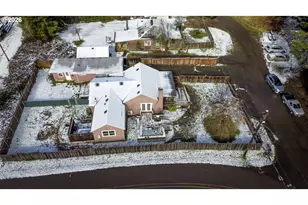 87606 Rice Rd, Mapleton, OR 97453 - Photo 31