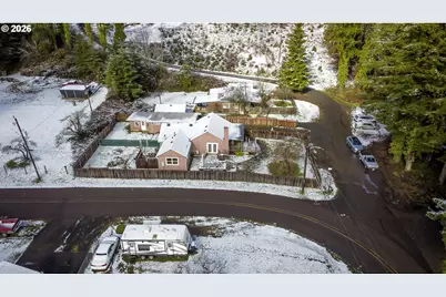 87606 Rice Rd, Mapleton, OR 97453 - Photo 27