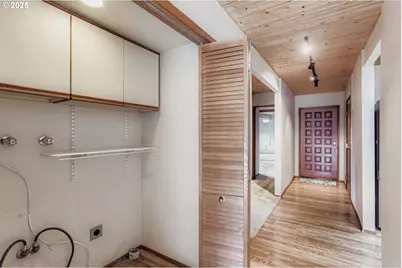 7968 SW Scholls Ferry Rd, Beaverton, OR 97008 - Photo 15