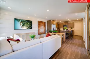 841 Sifuentez Ct, Woodburn, OR 97071 - Photo 11