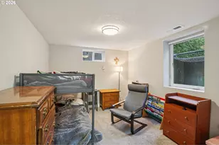 9917 NE Campaign St, Portland, OR 97220 - Photo 17