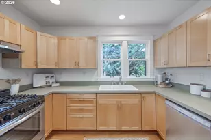 4616 SE Boise St, Portland, OR 97206 - Photo 17