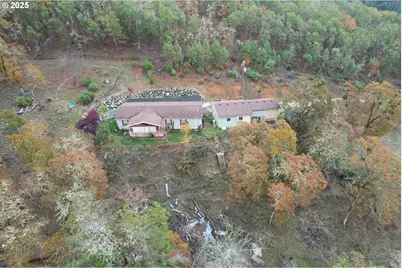 1320 Shoestring Rd, Riddle, OR 97469 - Photo 33