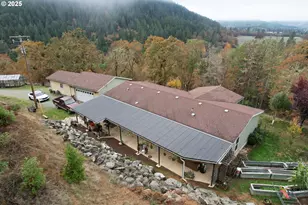 1320 Shoestring Rd, Riddle, OR 97469 - Photo 3