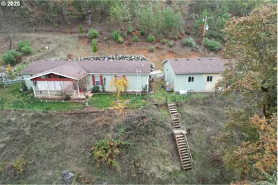 1320 Shoestring Rd, Riddle, OR 97469 - Photo 39