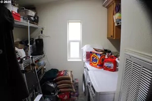 1320 Shoestring Rd, Riddle, OR 97469 - Photo 11