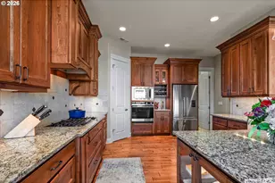 12481 SE Verlie St, Happy Valley, OR 97086 - Photo 9