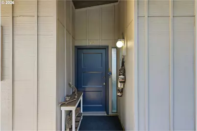 290 N 3rd Ct #15, Coos Bay, OR 97420 - Photo 5