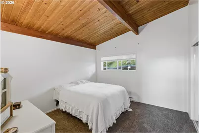 290 N 3rd Ct #15, Coos Bay, OR 97420 - Photo 25