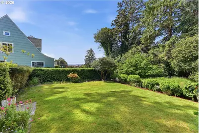 1313 Bayview St, North Bend, OR 97459 - Photo 39
