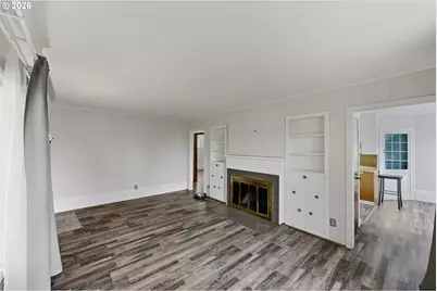 1313 Bayview St, North Bend, OR 97459 - Photo 13