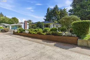 1313 Bayview St, North Bend, OR 97459 - Photo 41