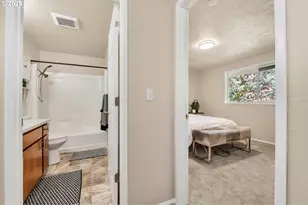 1474 Fetters Loop, Eugene, OR 97402 - Photo 25