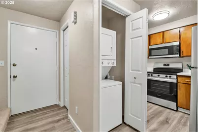 1474 Fetters Loop, Eugene, OR 97402 - Photo 11