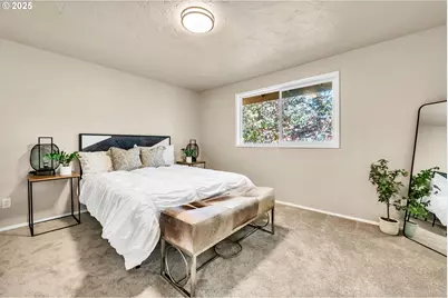 1474 Fetters Loop, Eugene, OR 97402 - Photo 33