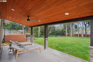 12313 SE Oatfield Rd, Milwaukie, OR 97222 - Photo 31