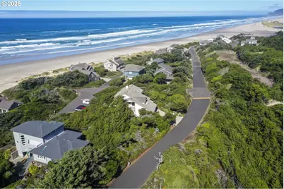 Shoreline Dr #32, Florence, OR 97439 - Photo 9