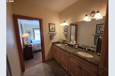 123 S Hemlock St #203, Cannon Beach, OR 97110 - Photo 27